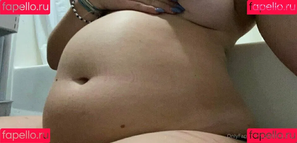 poptartbelly Onlyfans Photo Gallery 