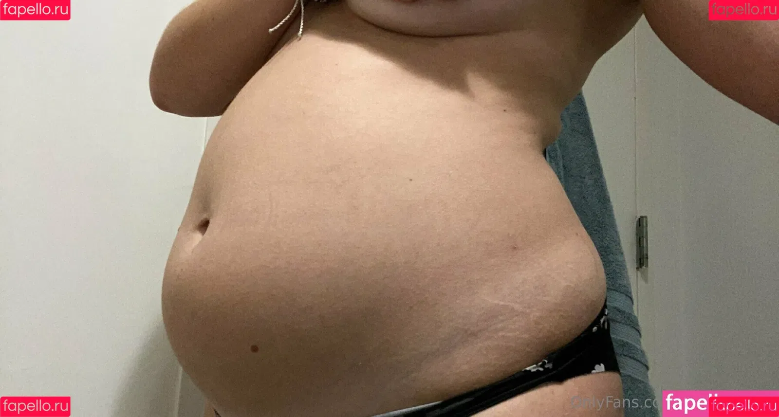 poptartbelly Onlyfans Photo Gallery 