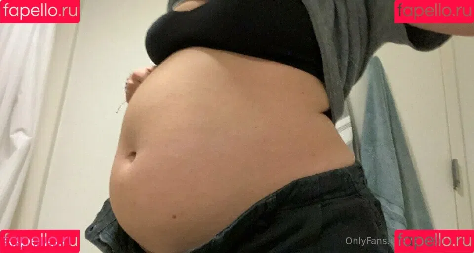 poptartbelly Onlyfans Photo Gallery 
