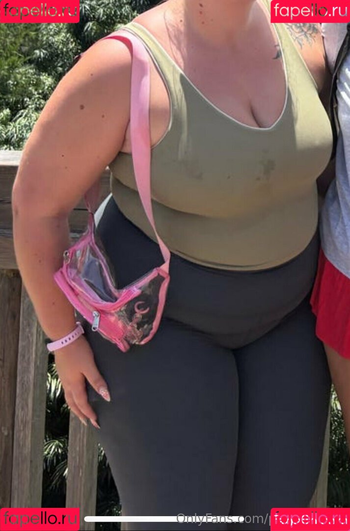 poptartbelly Onlyfans Photo Gallery 