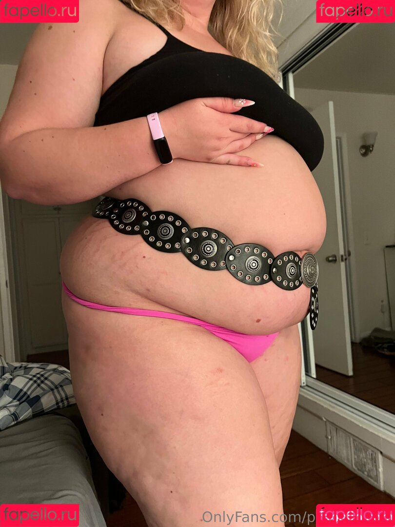 poptartbelly Onlyfans Photo Gallery 