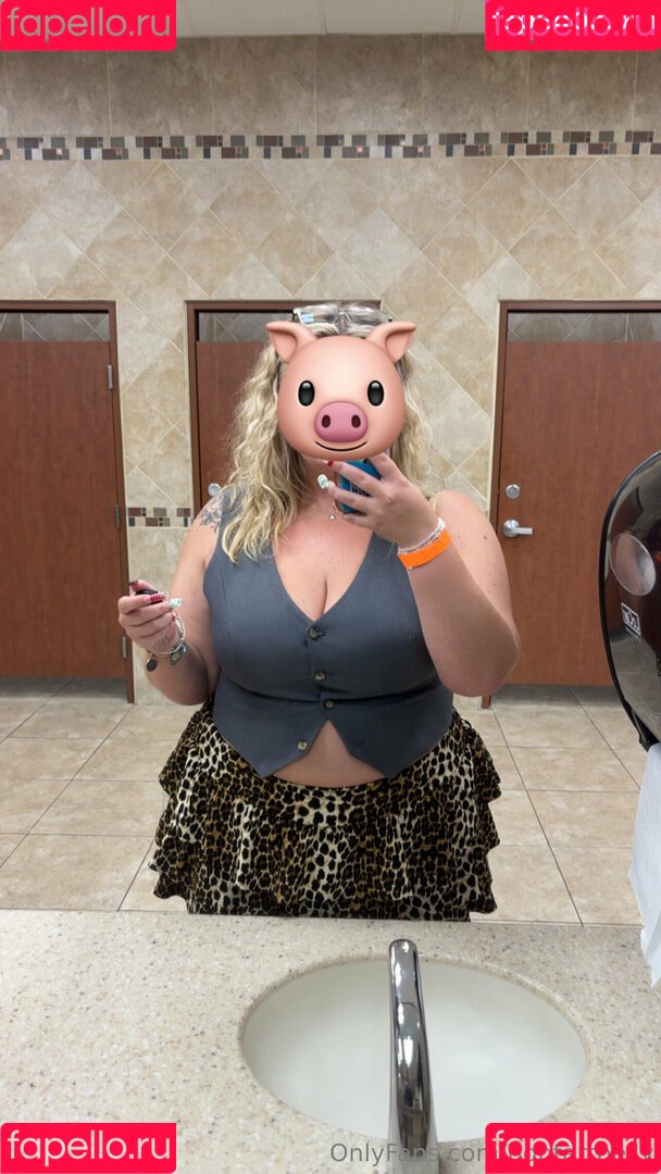 poptartbelly Onlyfans Photo Gallery 