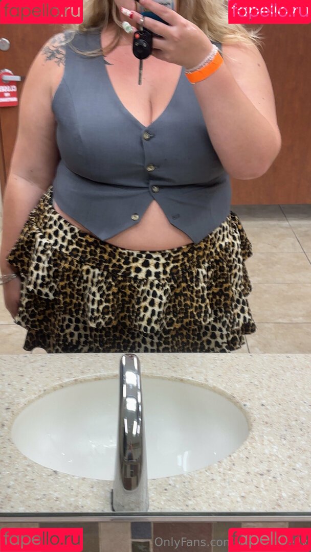 poptartbelly Onlyfans Photo Gallery 