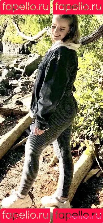 Meg_155 Onlyfans Photo Gallery 