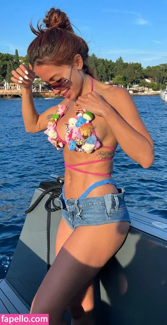 Anitta Onlyfans Photo Gallery 