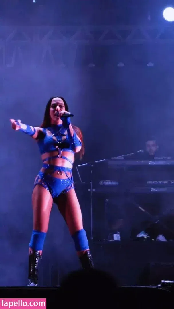 Anitta Onlyfans Photo Gallery 