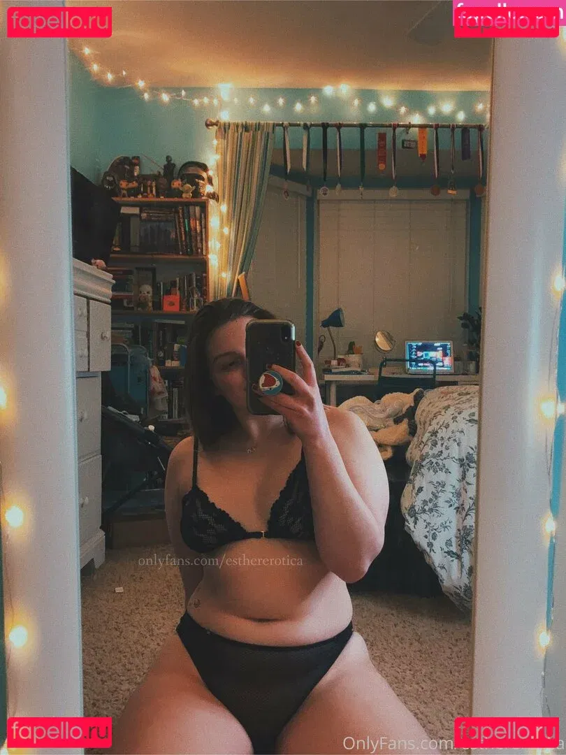esthererotica Onlyfans Photo Gallery 