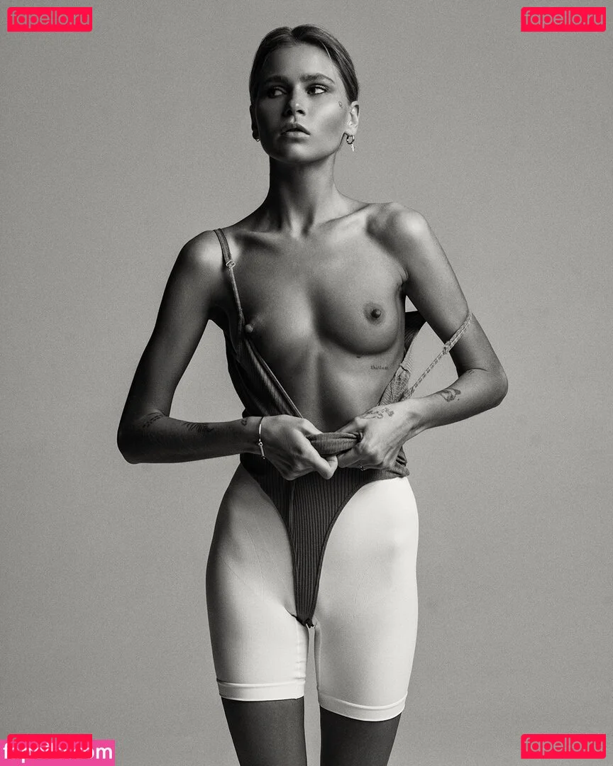 Dasha Marinina Onlyfans Photo Gallery 