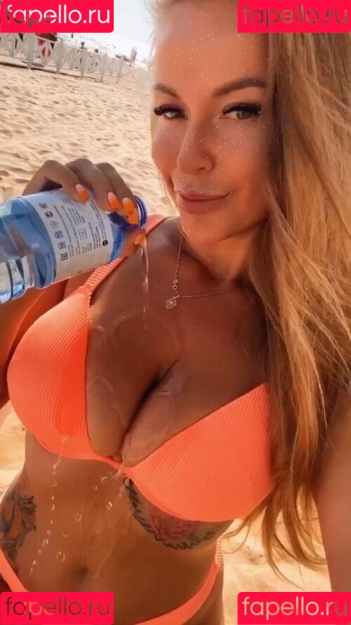 Sonya Temnikova Onlyfans Photo Gallery 