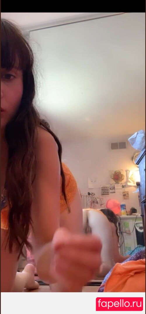 Globelamp Nude Onlyfans Photo 23