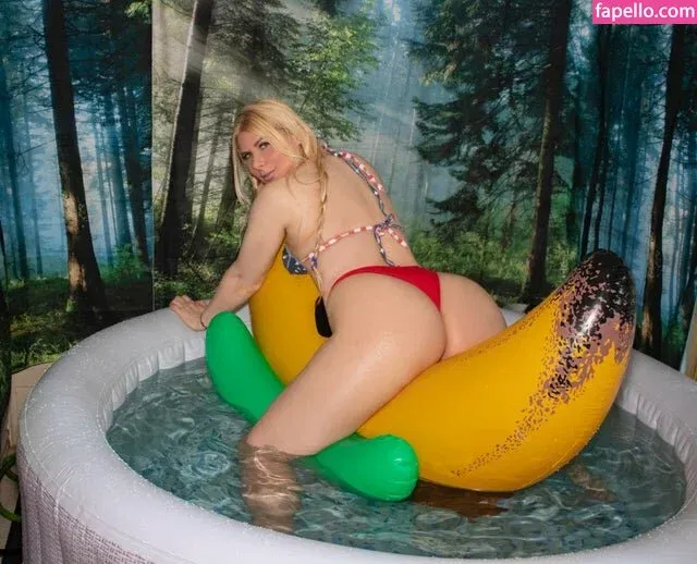 Shadow Sovari Onlyfans Photo Gallery 