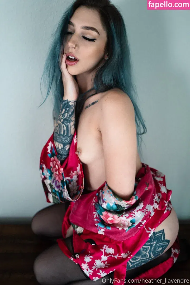 HeidiRom Onlyfans Photo Gallery 