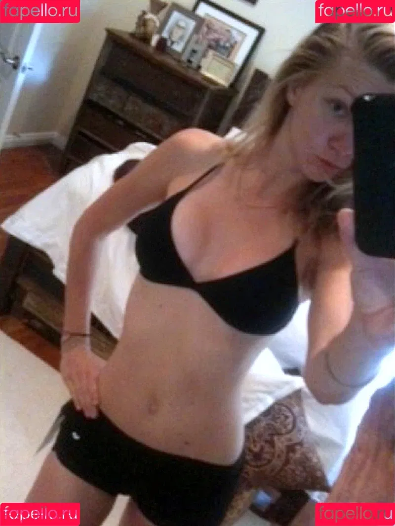 Heather Morris Onlyfans Photo Gallery 