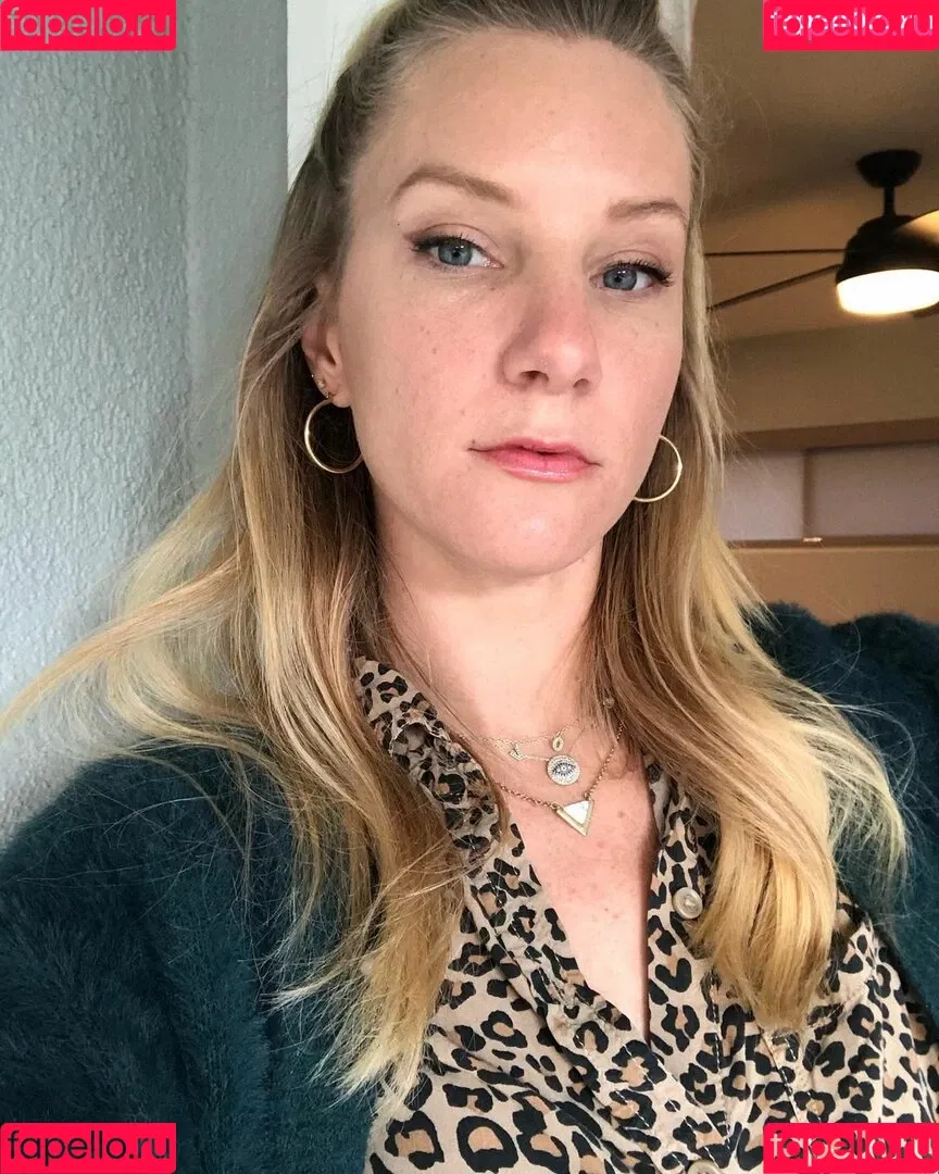 Heather Morris Onlyfans Photo Gallery 