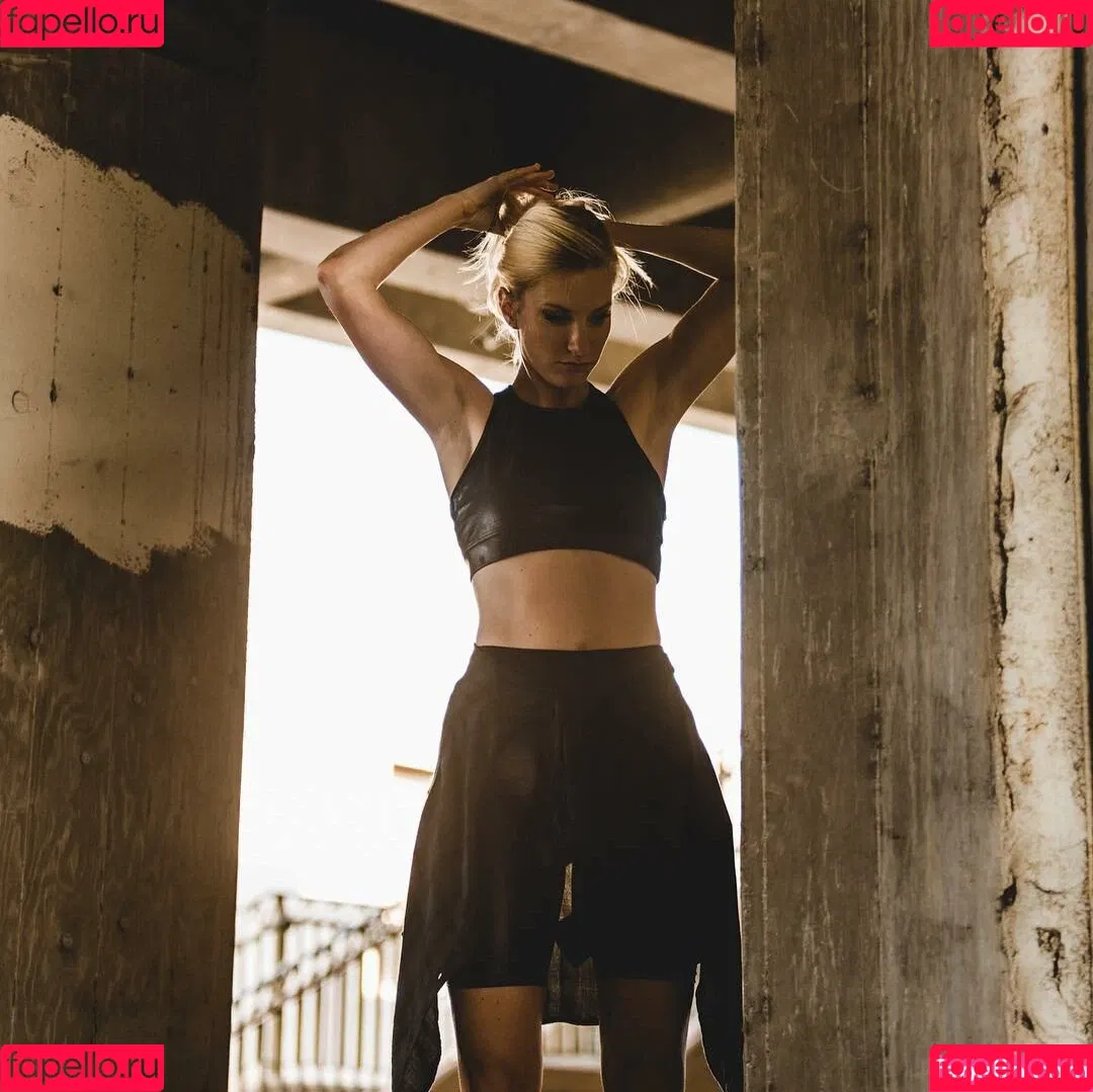 Heather Morris Onlyfans Photo Gallery 