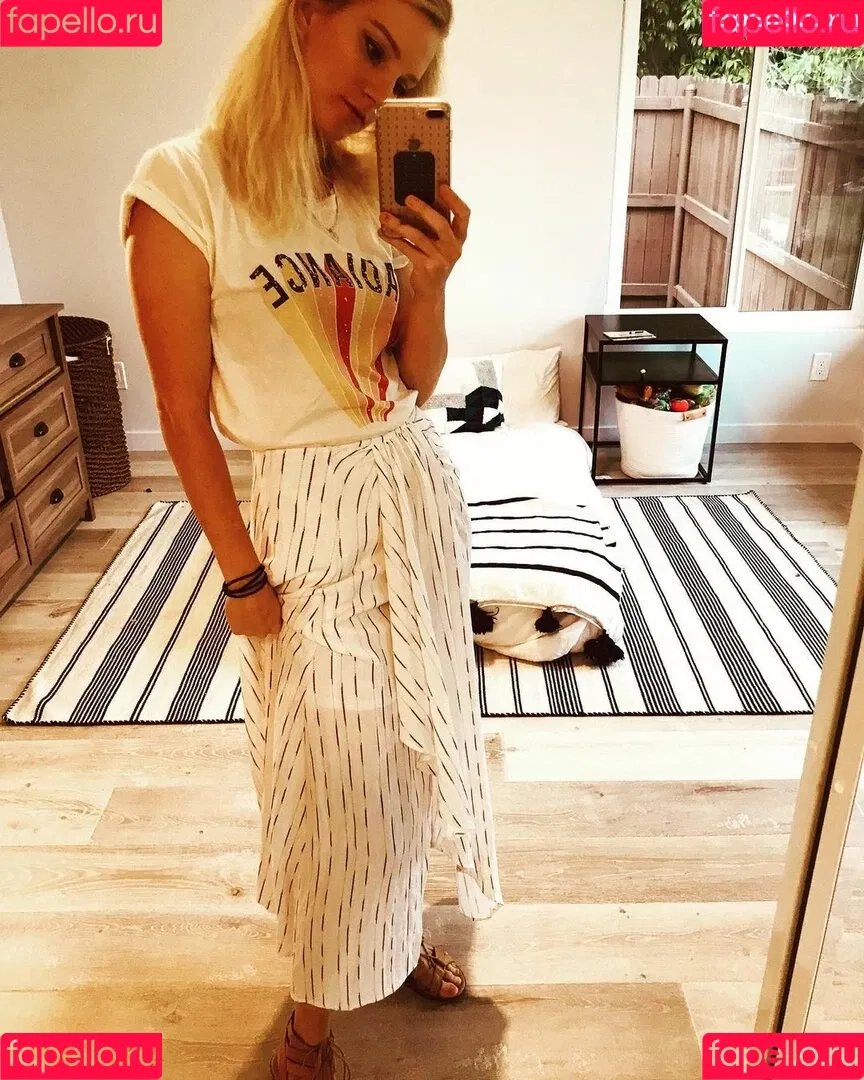 Heather Morris Onlyfans Photo Gallery 