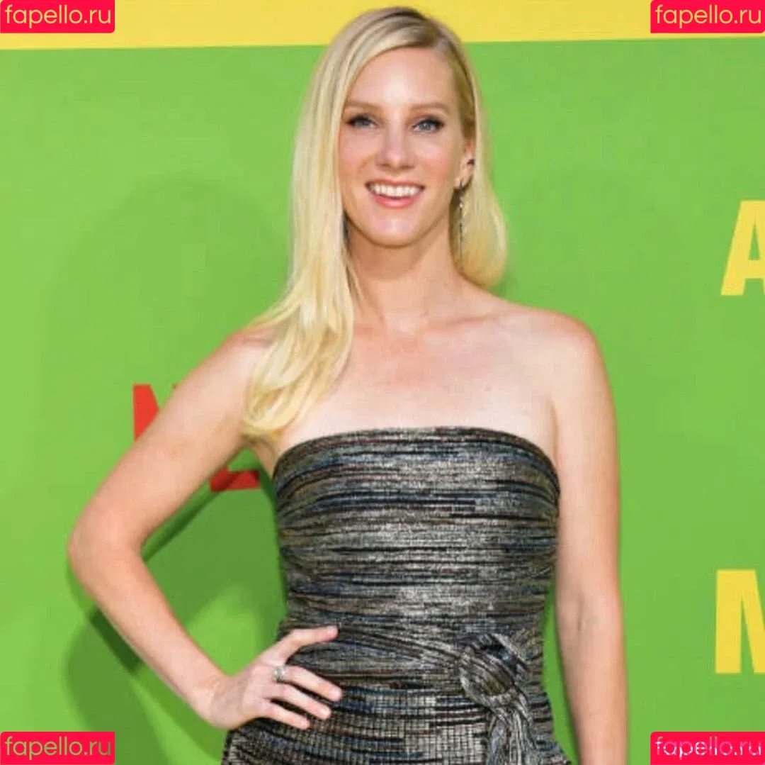 Heather Morris Onlyfans Photo Gallery 
