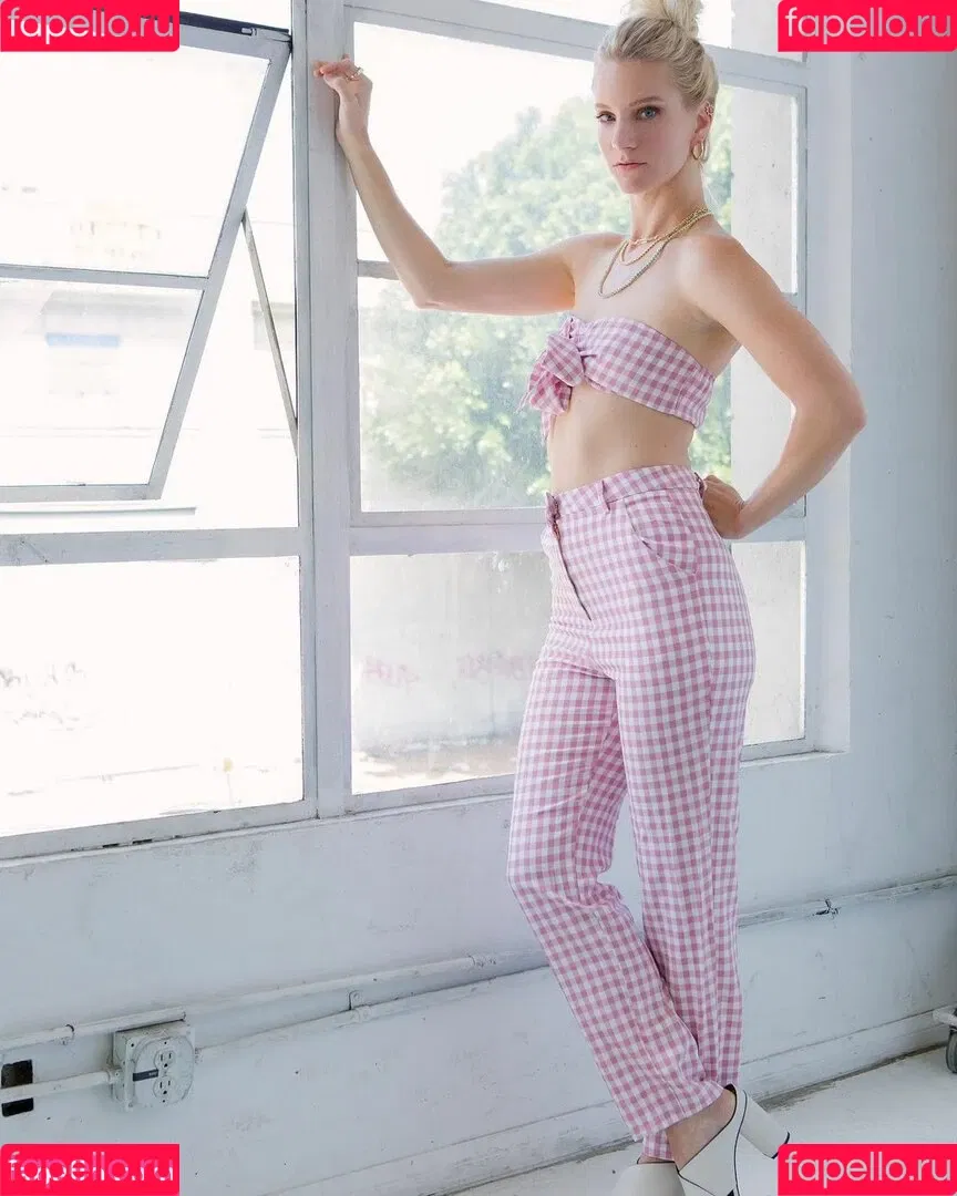 Heather Morris Onlyfans Photo Gallery 