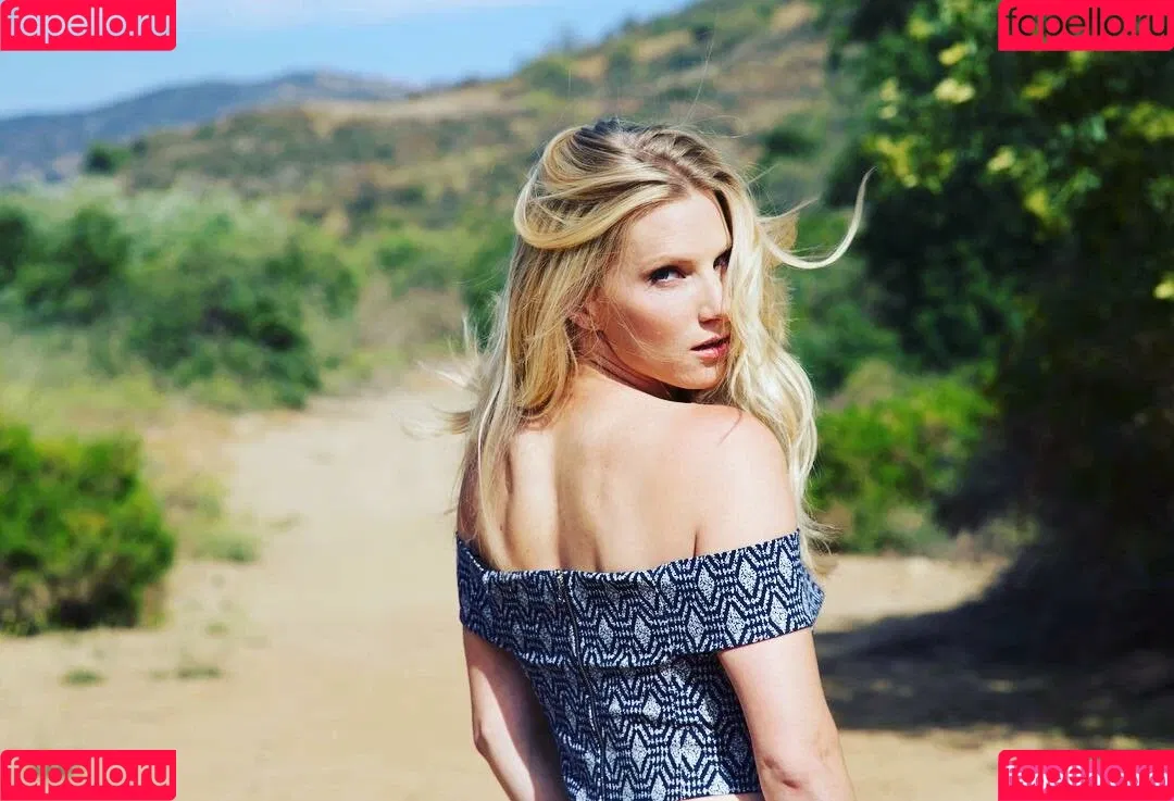 Heather Morris Onlyfans Photo Gallery 