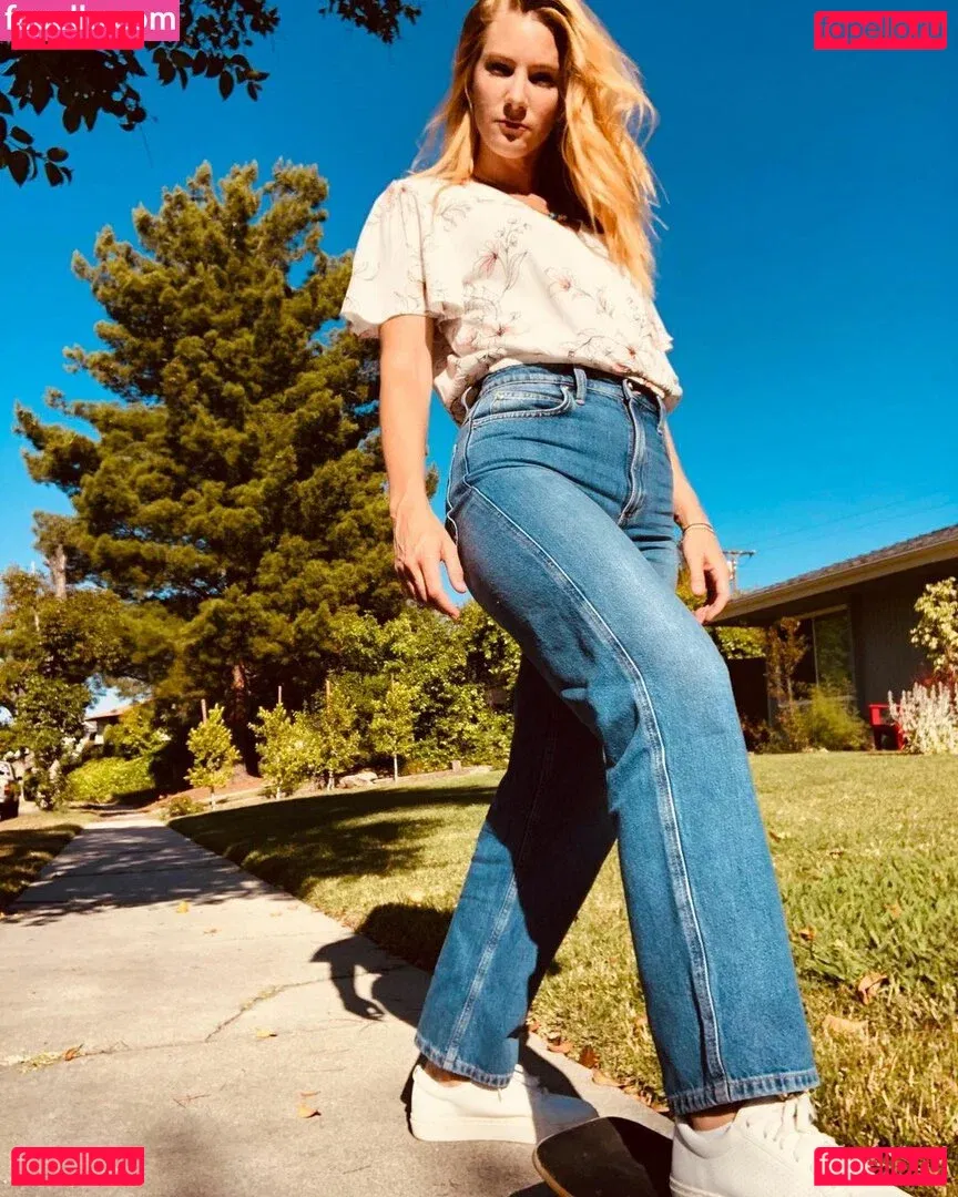 Heather Morris Onlyfans Photo Gallery 