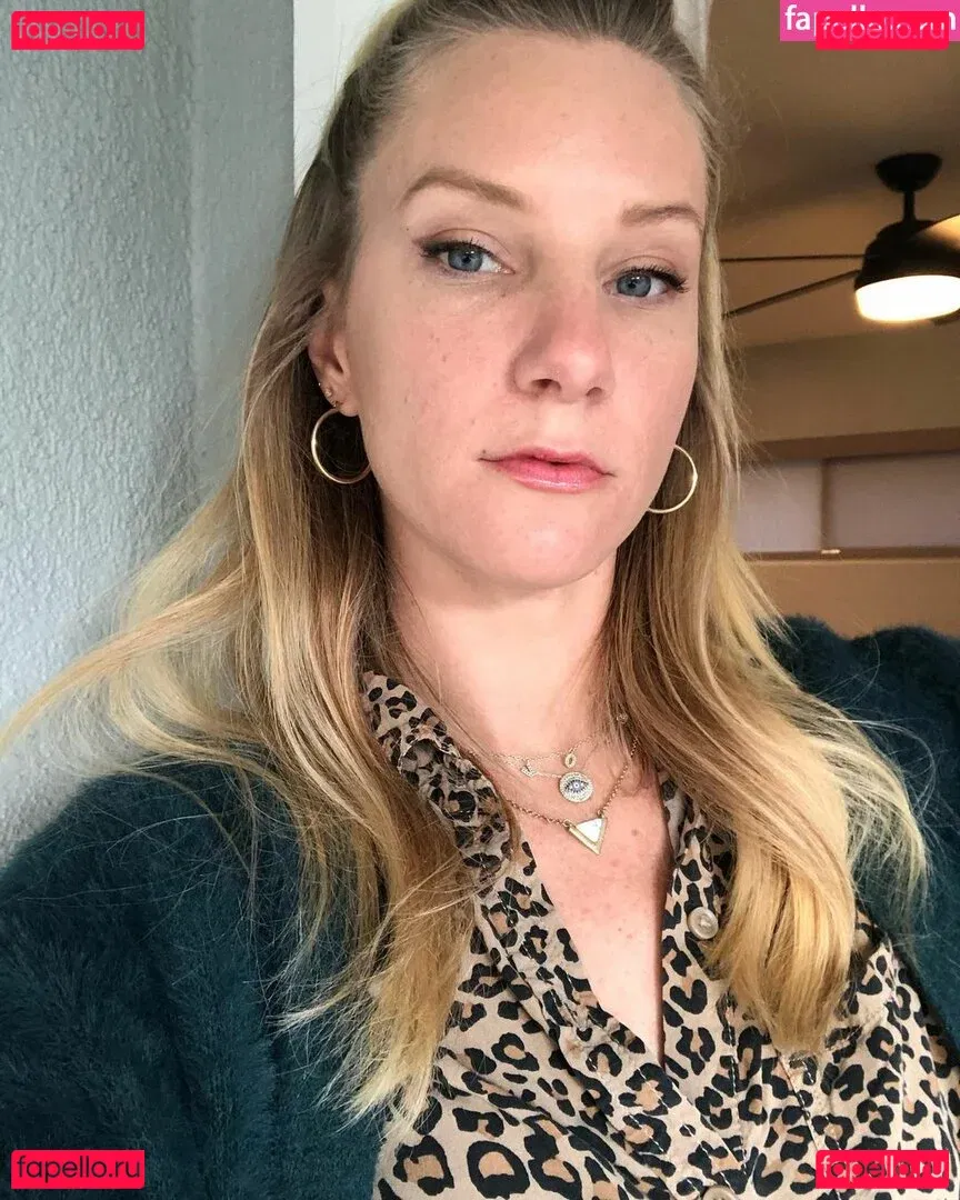 Heather Morris Onlyfans Photo Gallery 