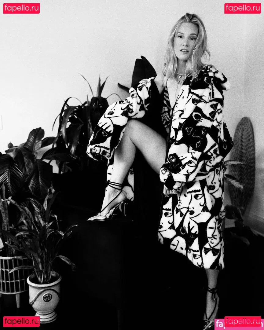 Heather Morris Onlyfans Photo Gallery 