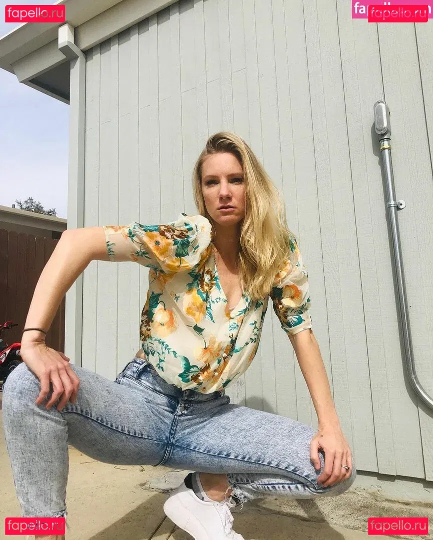 Heather Morris Onlyfans Photo Gallery 