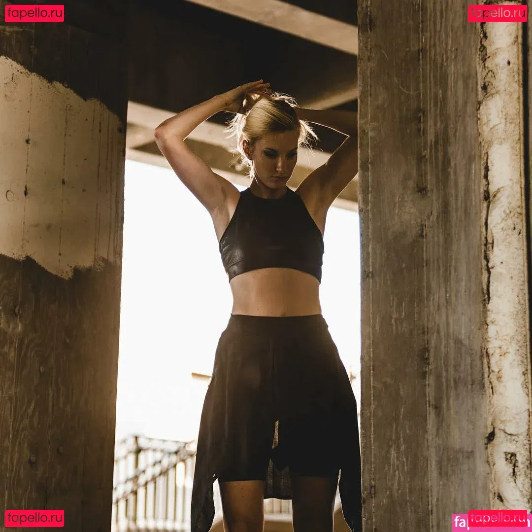 Heather Morris Onlyfans Photo Gallery 