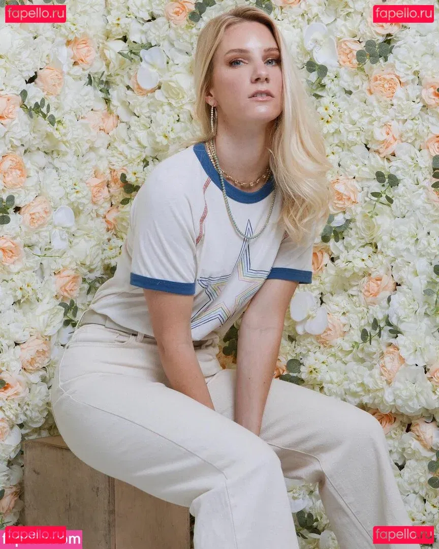 Heather Morris Onlyfans Photo Gallery 