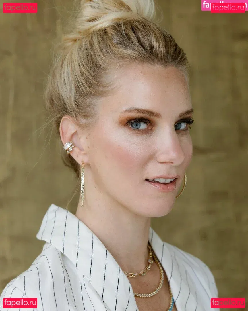 Heather Morris Onlyfans Photo Gallery 