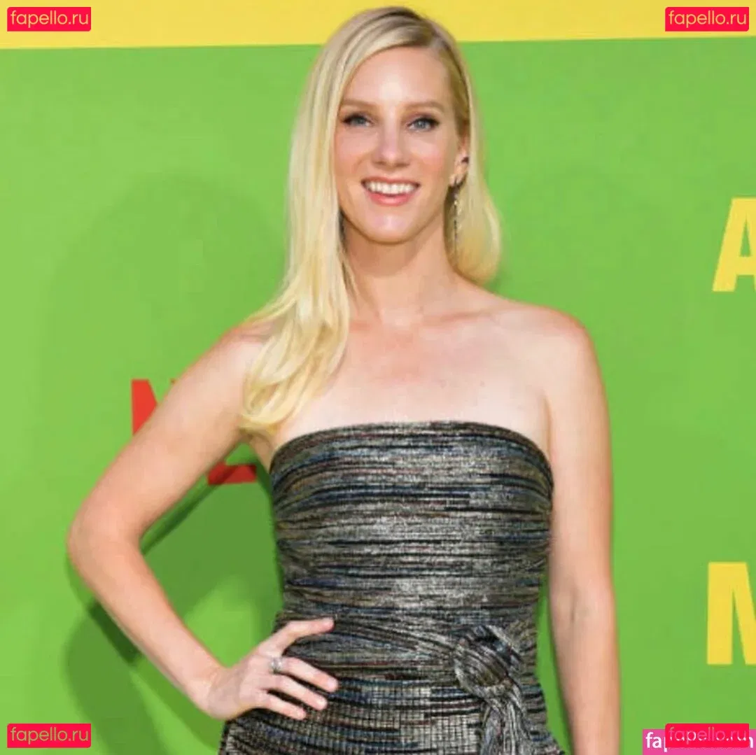 Heather Morris Onlyfans Photo Gallery 