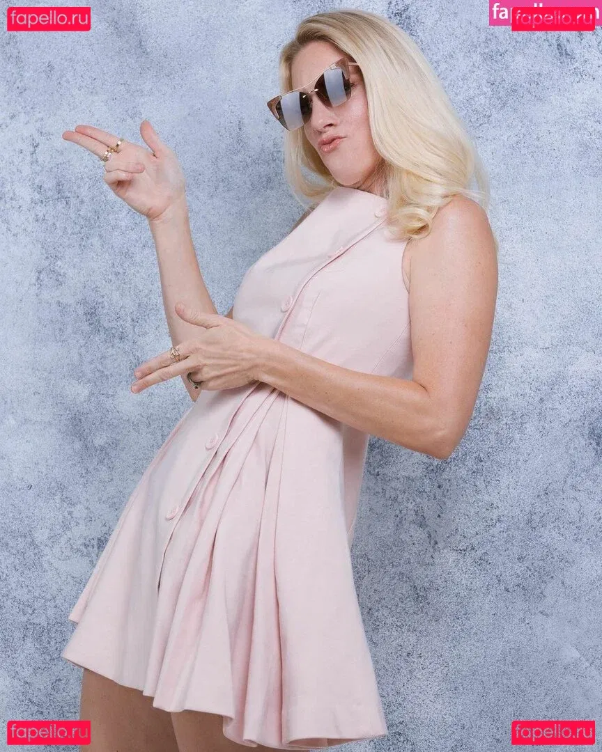 Heather Morris Onlyfans Photo Gallery 