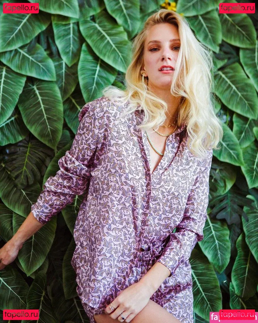 Heather Morris Onlyfans Photo Gallery 