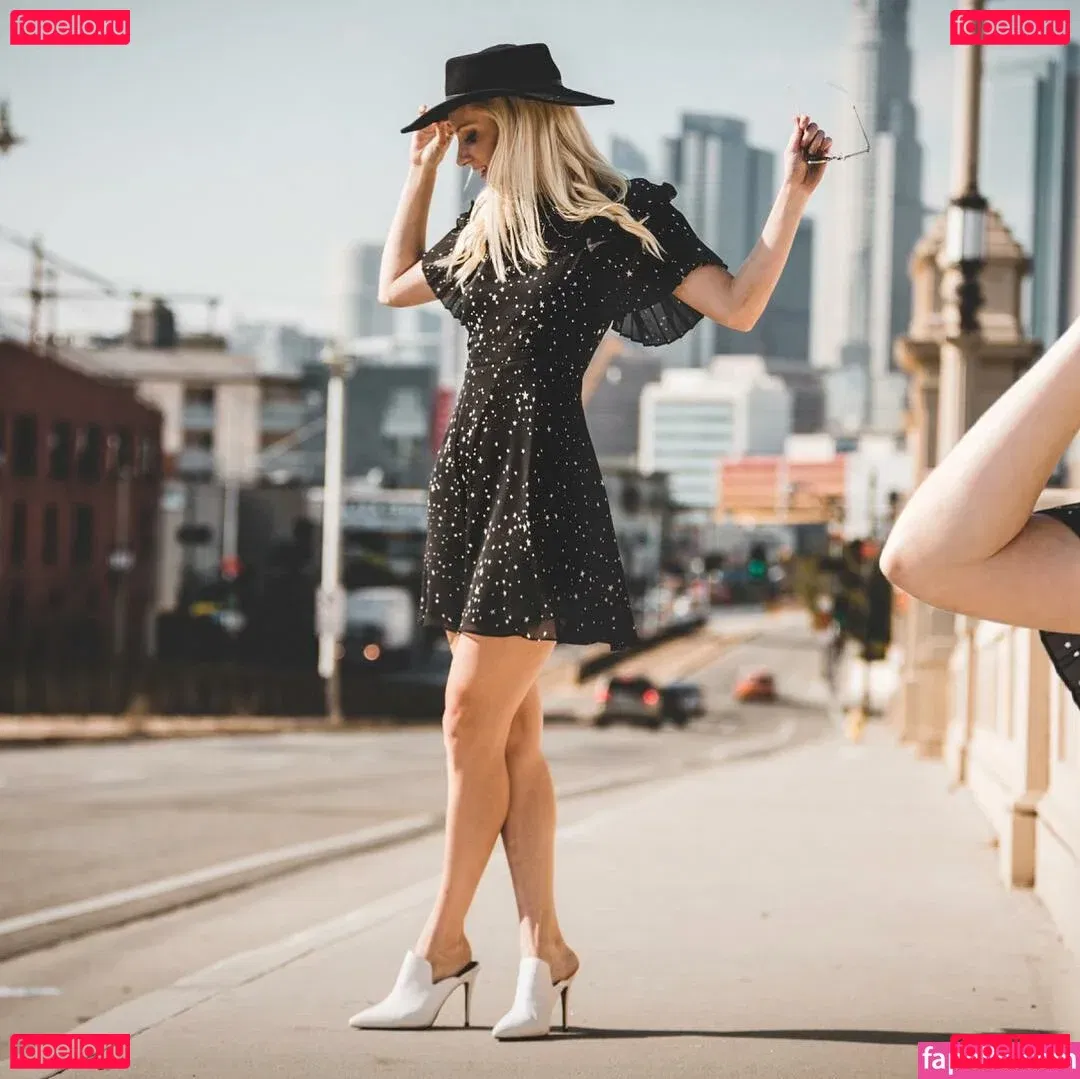 Heather Morris Onlyfans Photo Gallery 