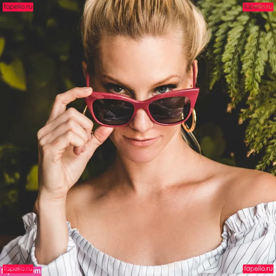 Heather Morris Onlyfans Photo Gallery 