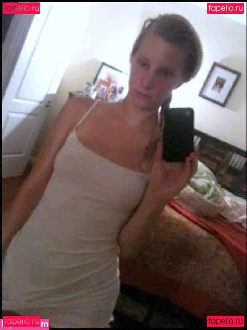 Heather Morris Onlyfans Photo Gallery 