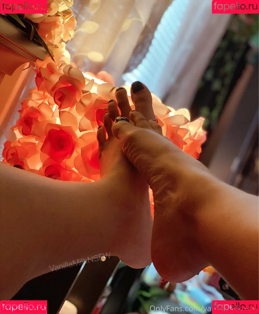vanillamilknsfw Onlyfans Photo Gallery 