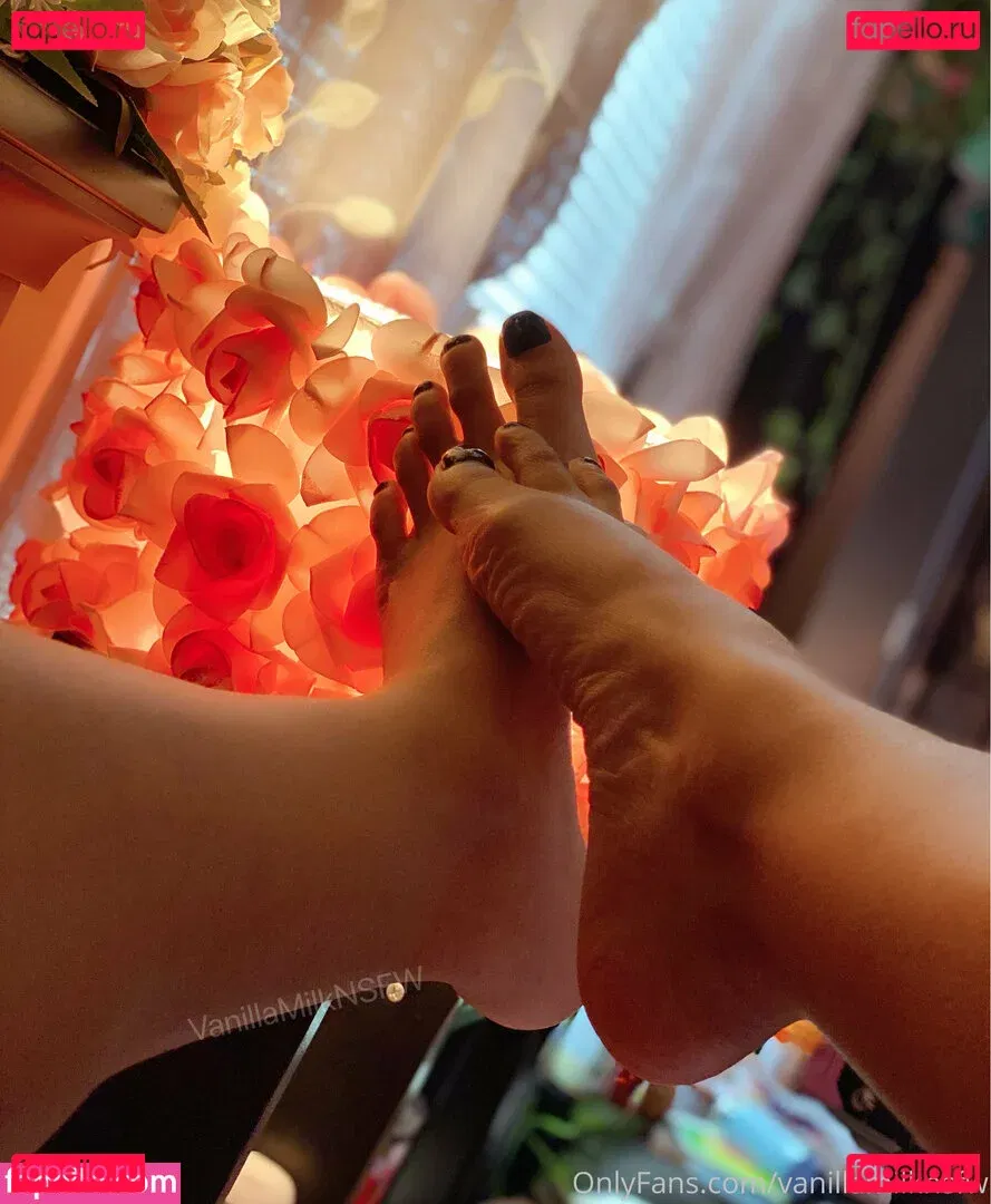 vanillamilknsfw Onlyfans Photo Gallery 
