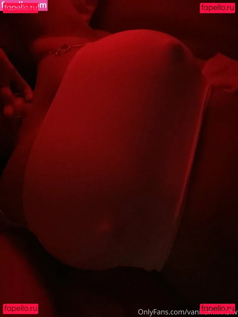 vanillamilknsfw Onlyfans Photo Gallery 