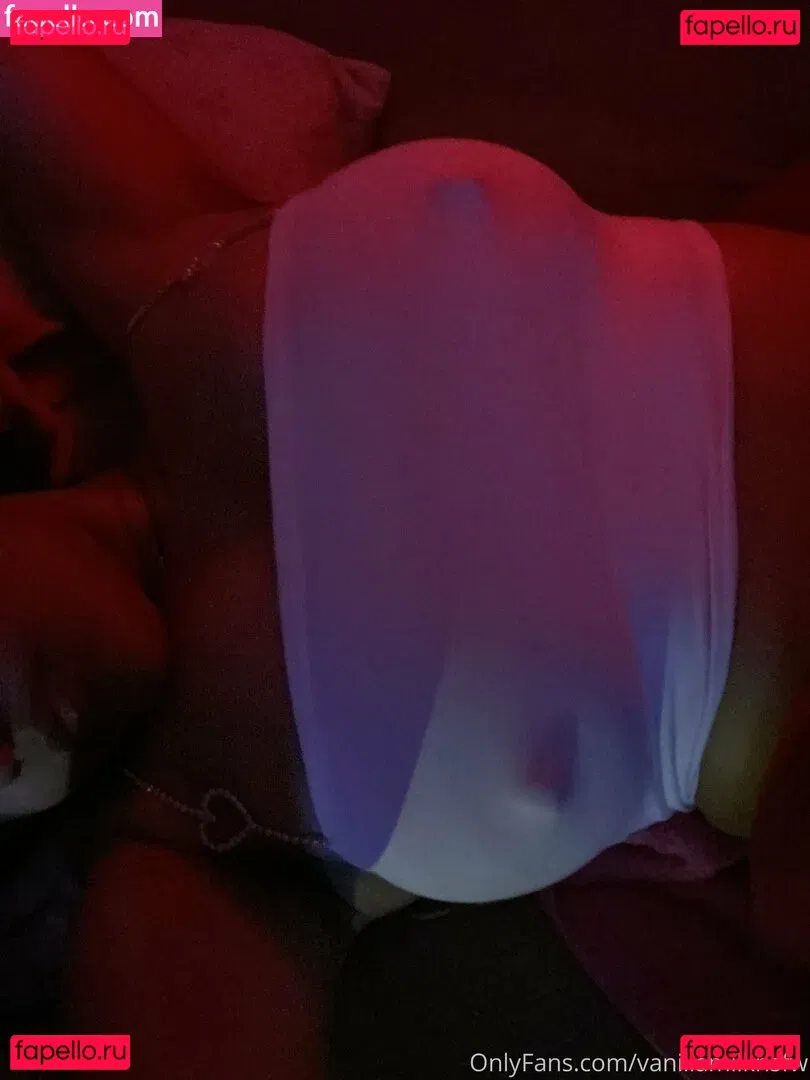 vanillamilknsfw Onlyfans Photo Gallery 