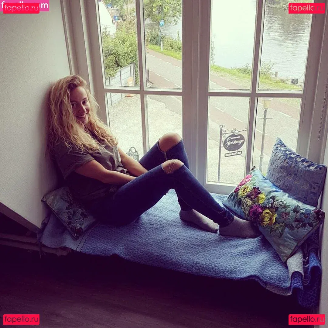 Zimra Geurts Onlyfans Photo Gallery 