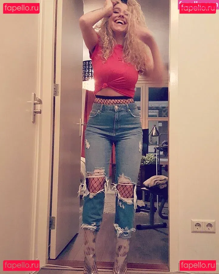 Zimra Geurts Onlyfans Photo Gallery 