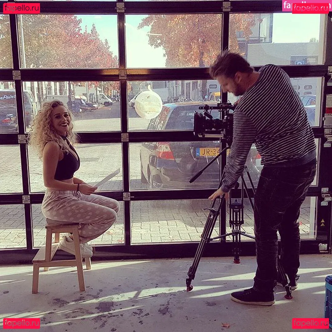 Zimra Geurts Onlyfans Photo Gallery 