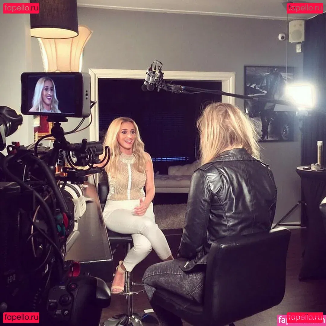 Zimra Geurts Onlyfans Photo Gallery 