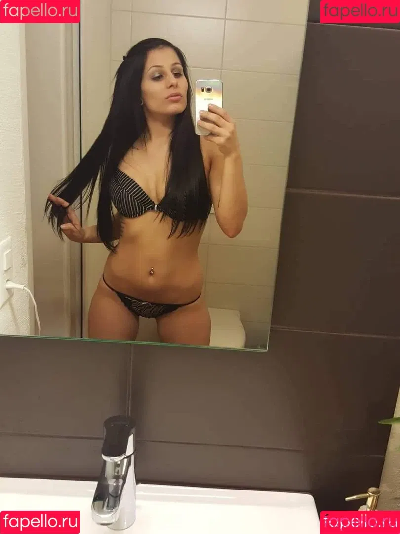Dianamitderbrille Onlyfans Photo Gallery 
