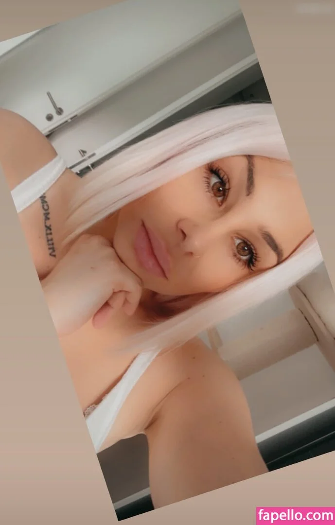 Dianamitderbrille Onlyfans Photo Gallery 