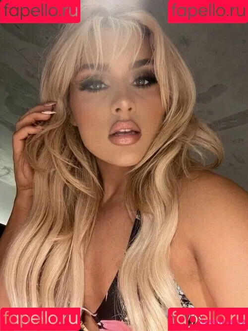 Tiffany Stratton Onlyfans Photo Gallery 