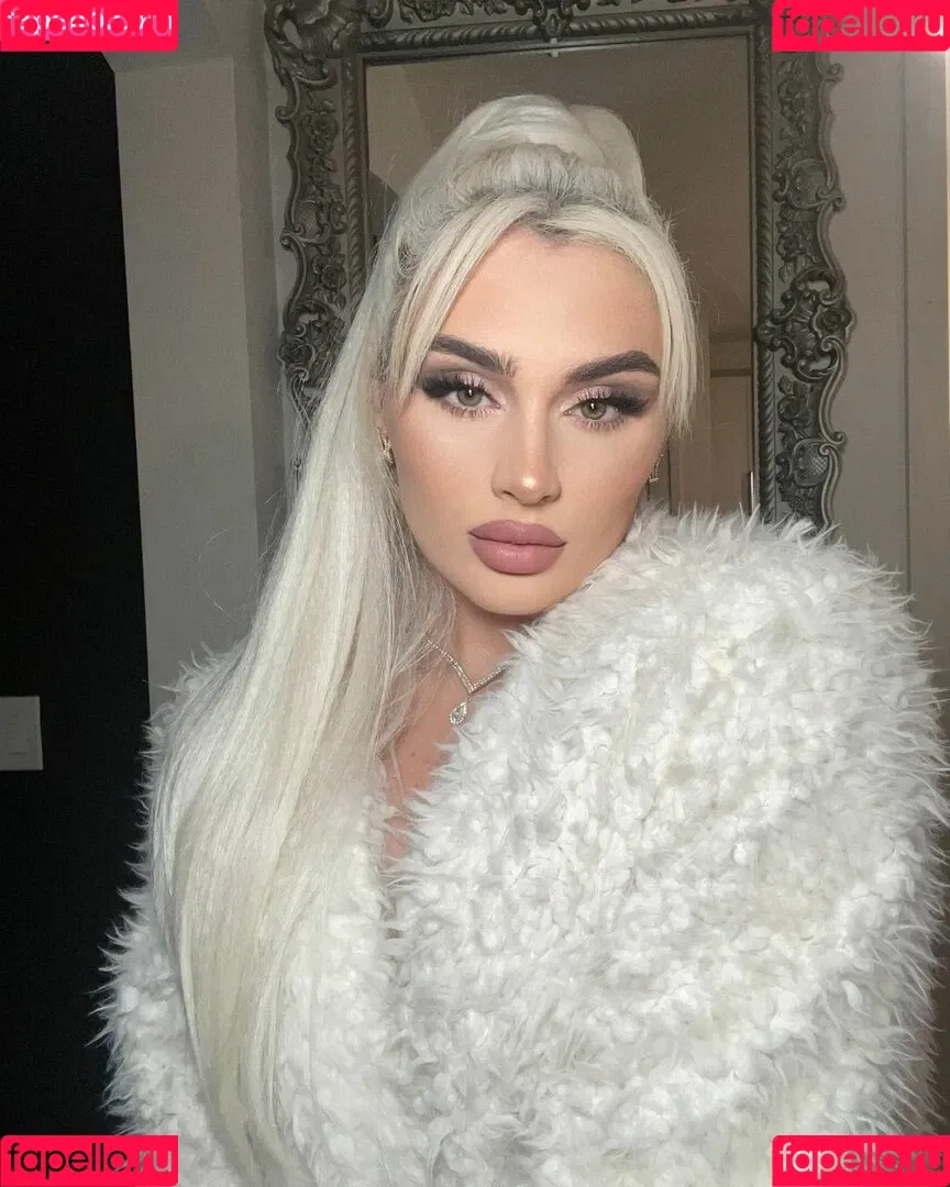 Tiffany Stratton Onlyfans Photo Gallery 