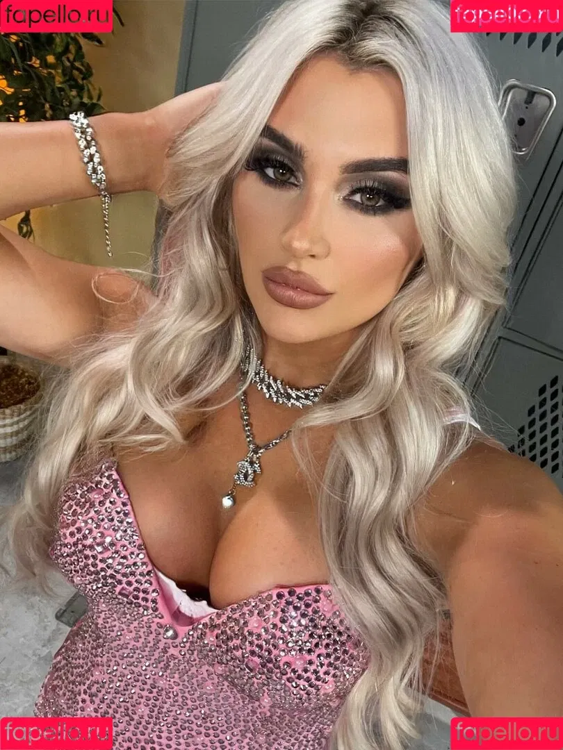 Tiffany Stratton Onlyfans Photo Gallery 