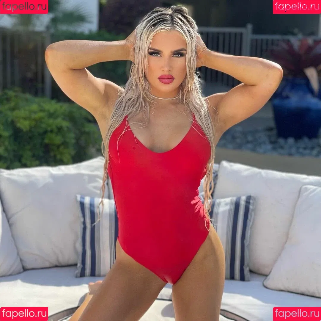 Tiffany Stratton Onlyfans Photo Gallery 